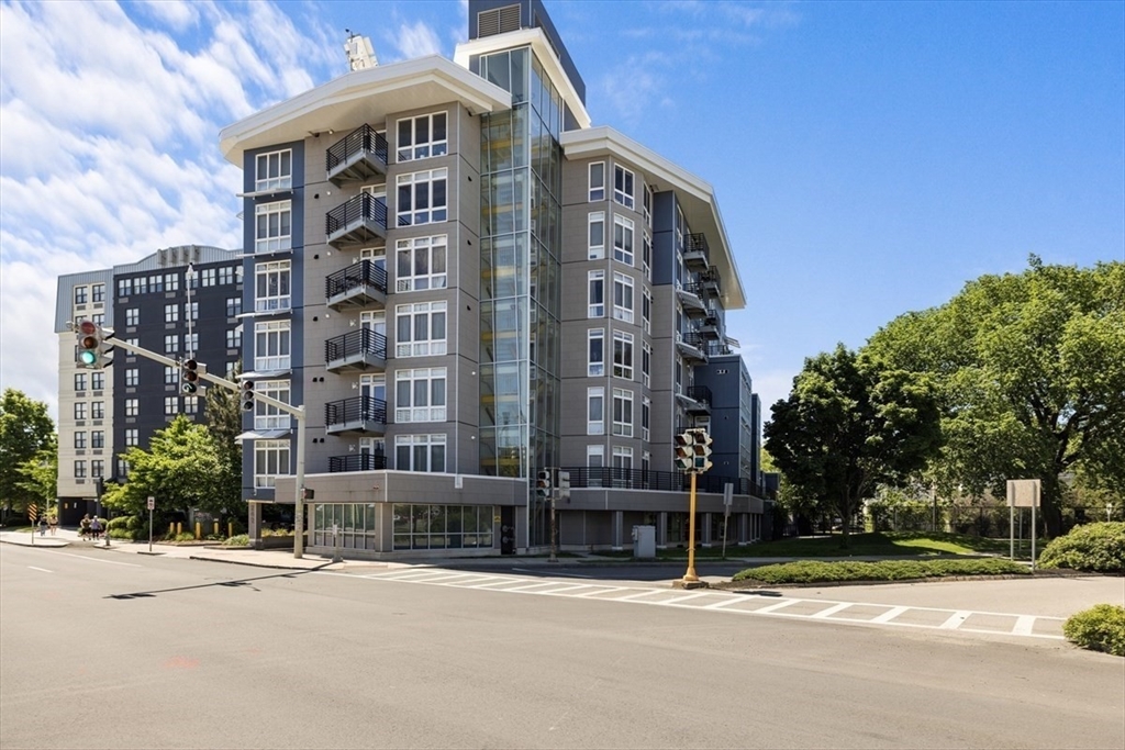 2 bed, 1 bath apartment for rent at 262 Monsignor O'brien Hwy Unit 306, East Cambridge — photo 1 of 37