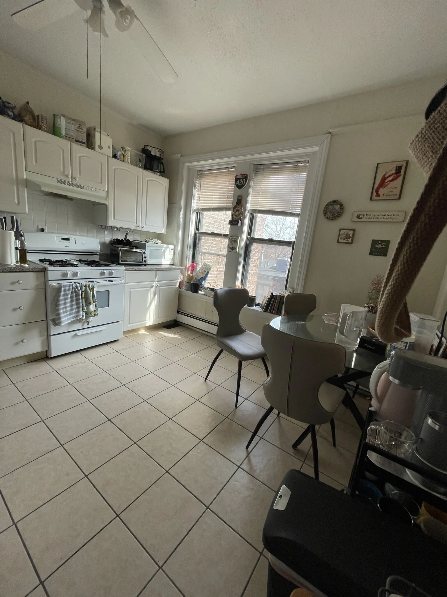 3 bed, 1 bath apartment for rent at 262 Shawmut Ave Unit 3, Shawmut — photo 5 of 6