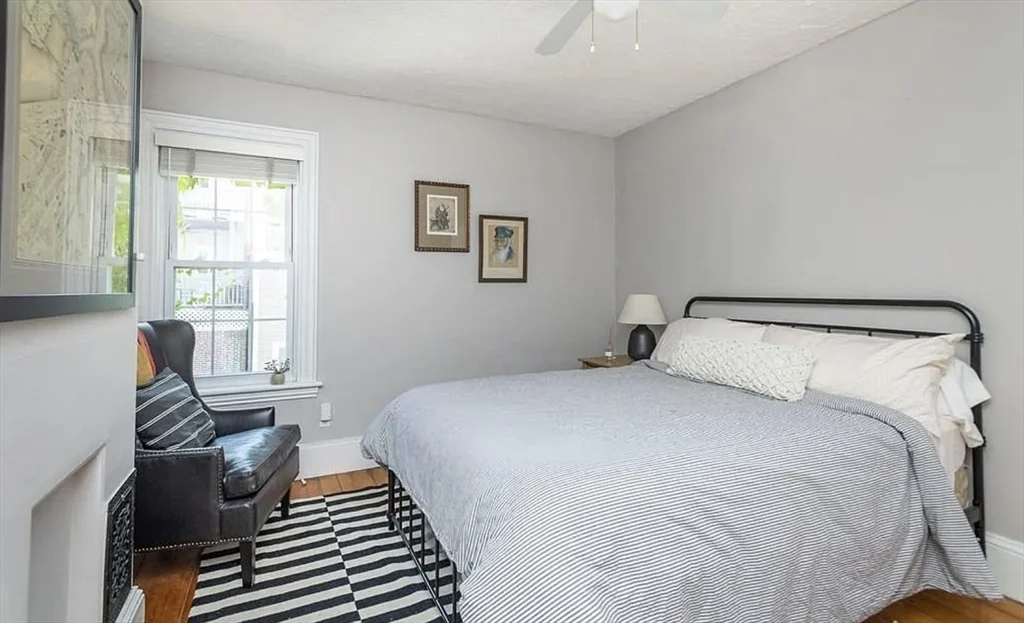 3 bed, 1 bath apartment for rent at 262 W 5th St, South Boston — photo 7 of 11