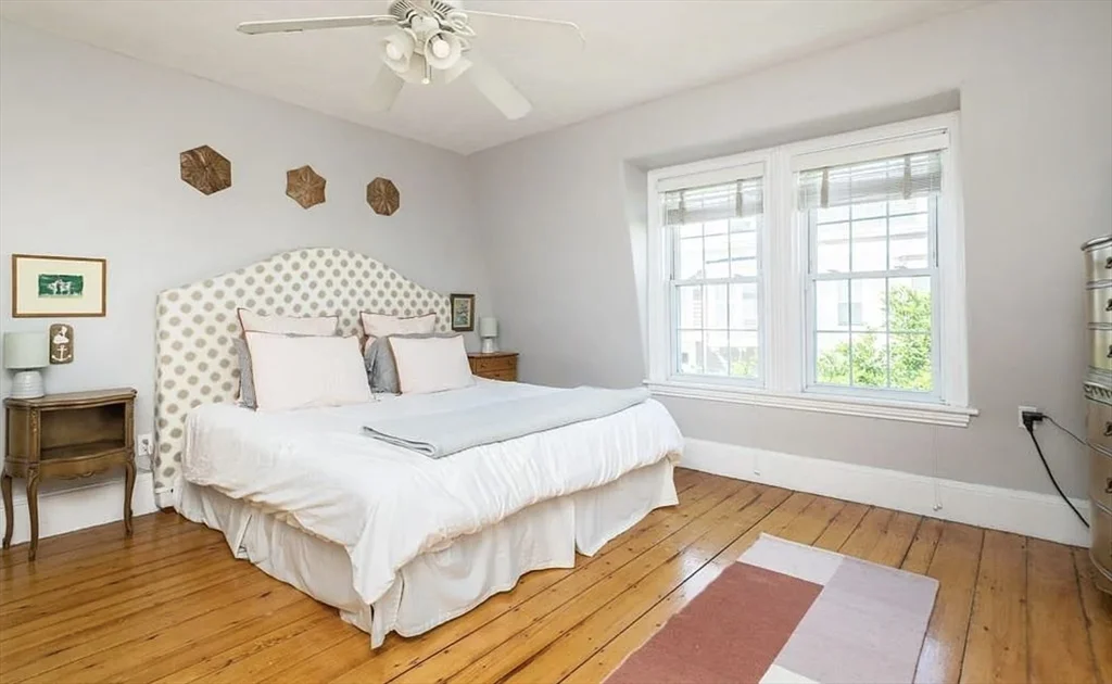 3 bed, 1 bath apartment for rent at 262 W 5th St, South Boston — photo 6 of 11