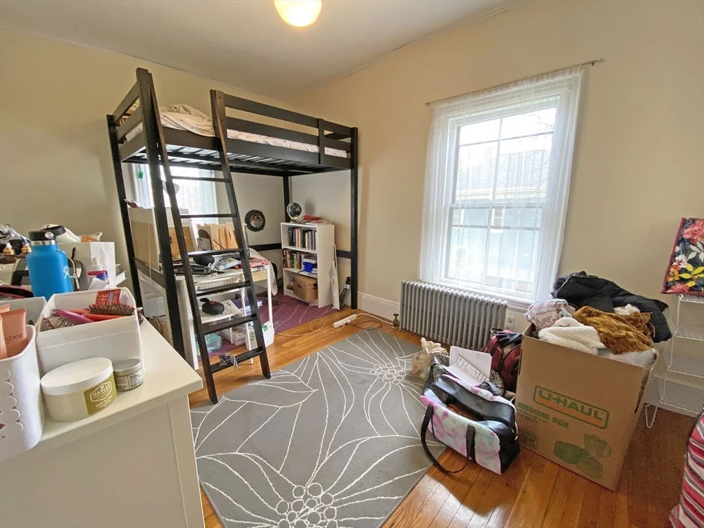 4 bed, 2 bath apartment for rent at 263 Auburndale Ave, Auburndale — photo 18 of 22