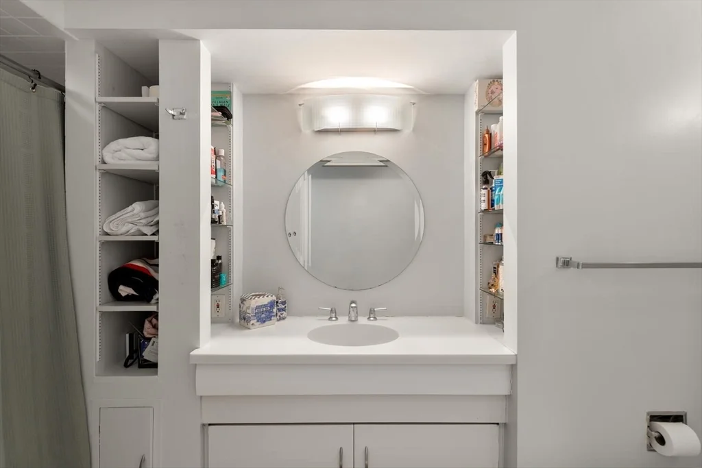 2 bed, 1 bath apartment for rent at 263 Beacon St Unit 3, Back Bay — photo 13 of 23