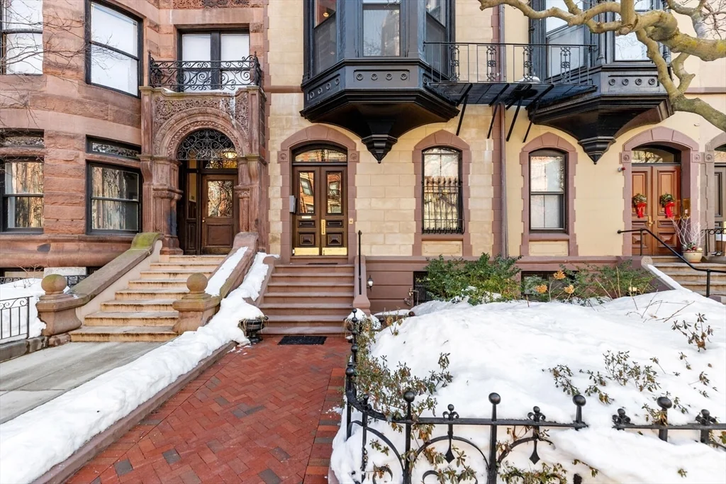 2 bed, 1 bath apartment for rent at 263 Beacon St Unit 3, Back Bay — photo 21 of 23