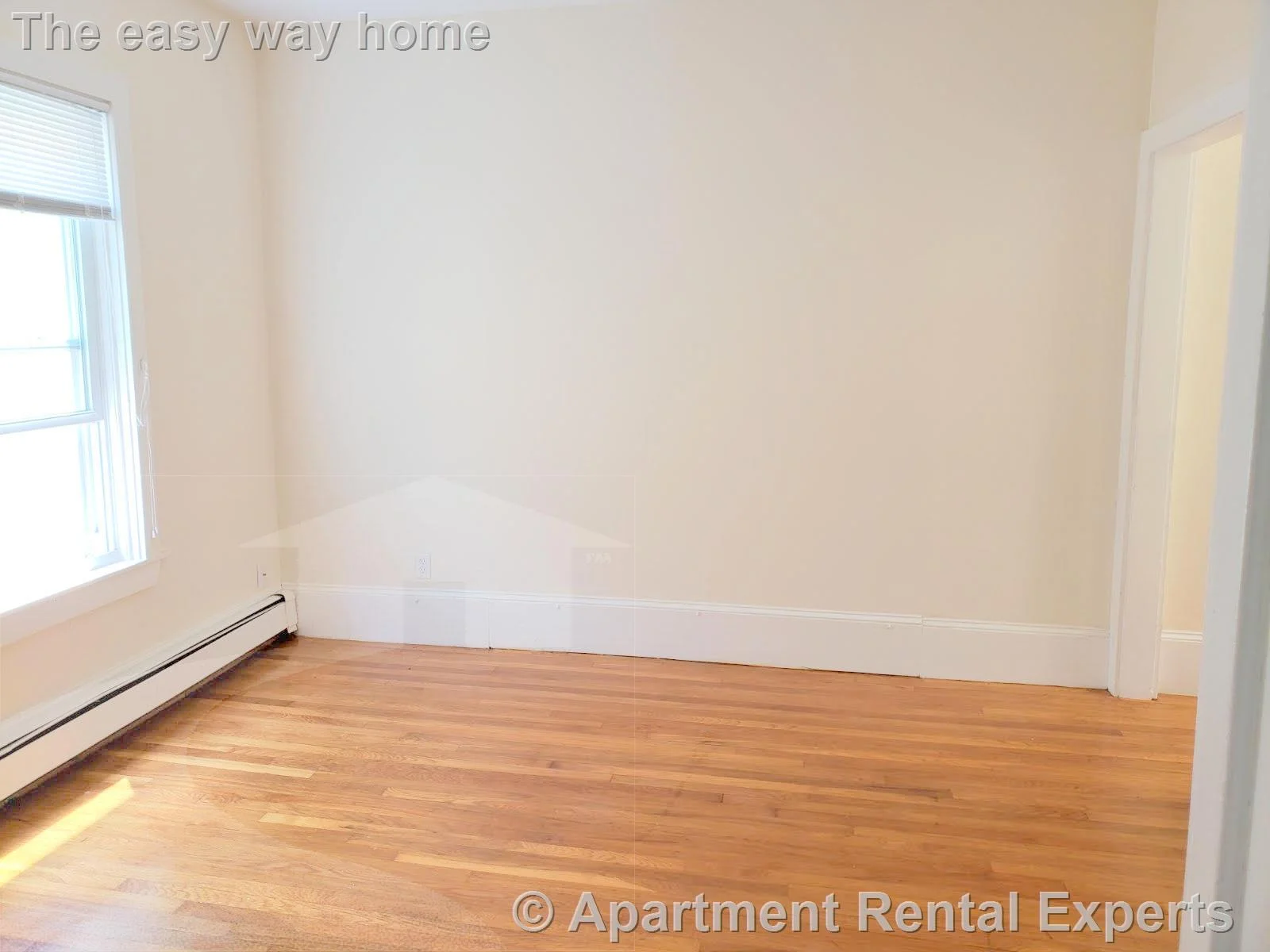 3 bed, 1 bath apartment for rent at 263 Broadway Unit 2, Winter Hill — photo 4 of 7