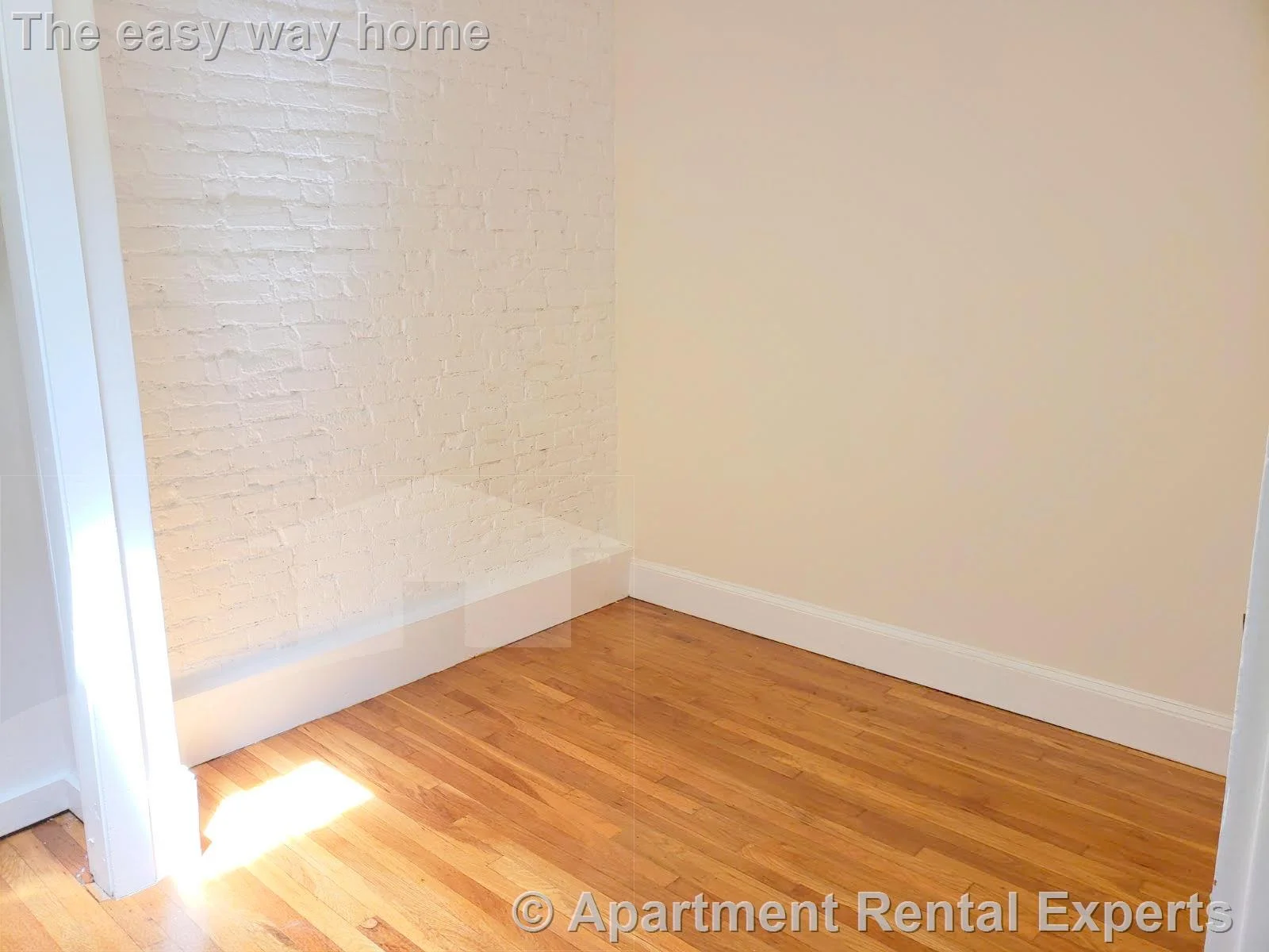 3 bed, 1 bath apartment for rent at 263 Broadway Unit 2, Winter Hill — photo 5 of 7