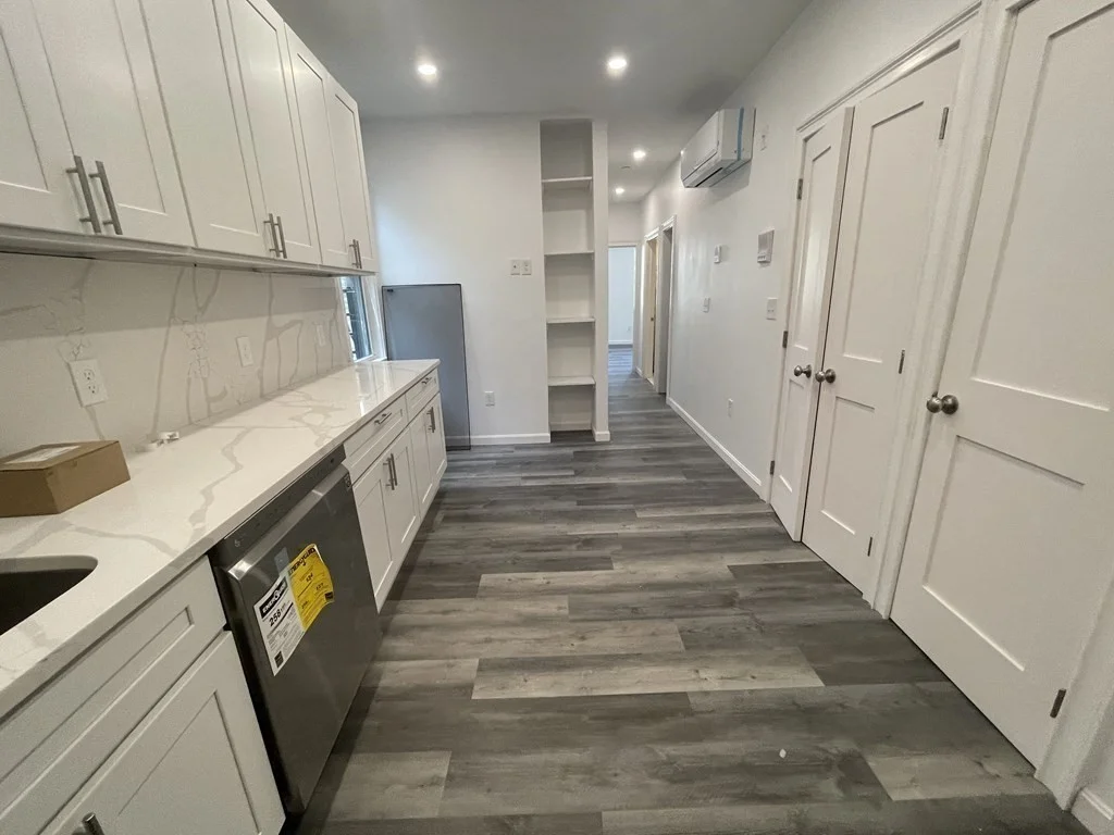 2 bed, 1 bath apartment for rent at 263 Dorchester Unit 1R, South Boston — photo 5 of 10