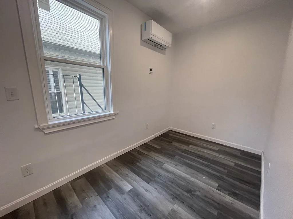 2 bed, 1 bath apartment for rent at 263 Dorchester Unit 1R, South Boston — photo 9 of 10