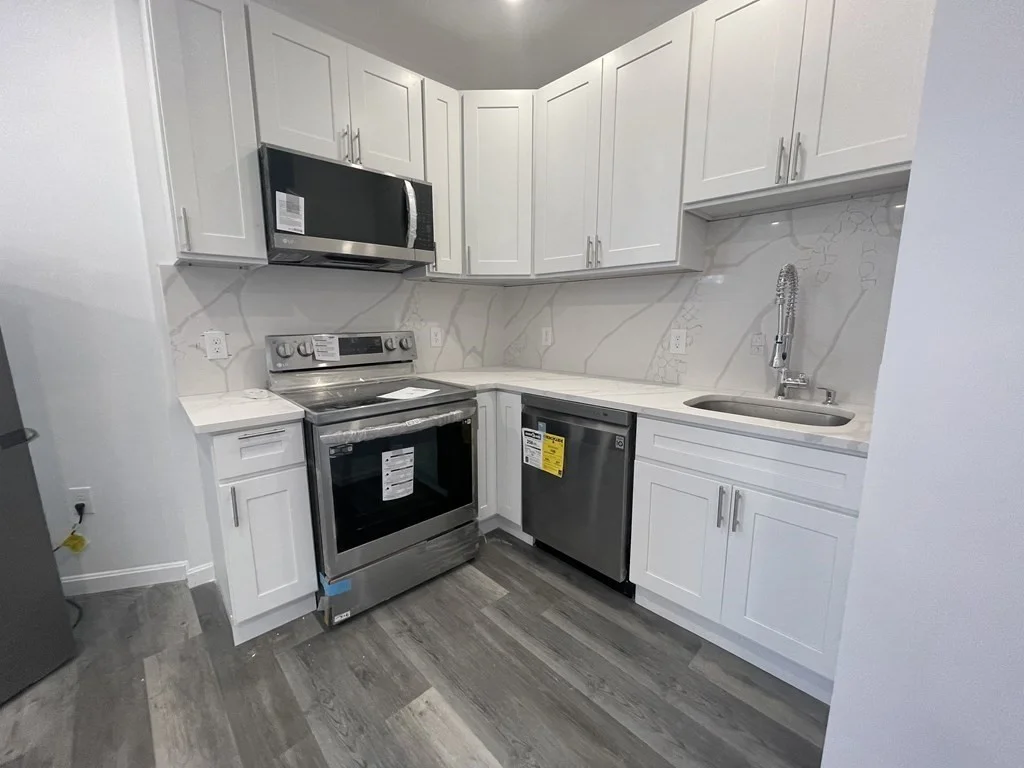 2 bed, 1 bath apartment for rent at 263 Dorchester Unit 2F, South Boston — photo 3 of 8