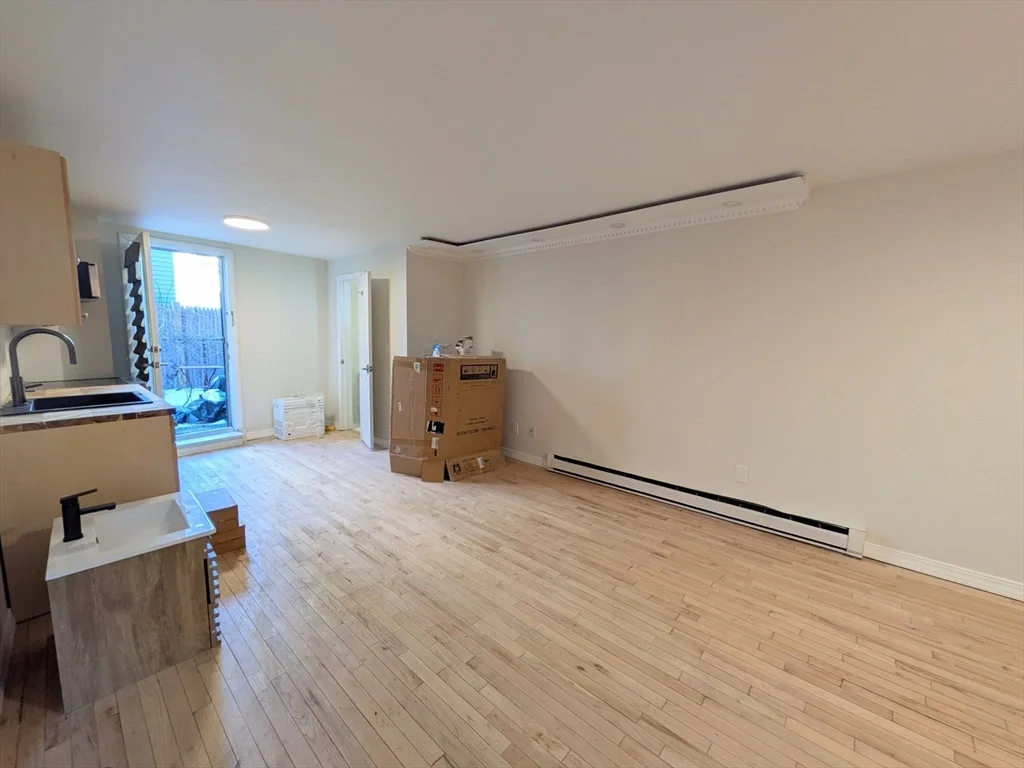 Studio bed, 1 bath apartment for rent at 263 Highland Ave Unit 1, Powder House Square — photo 2 of 8