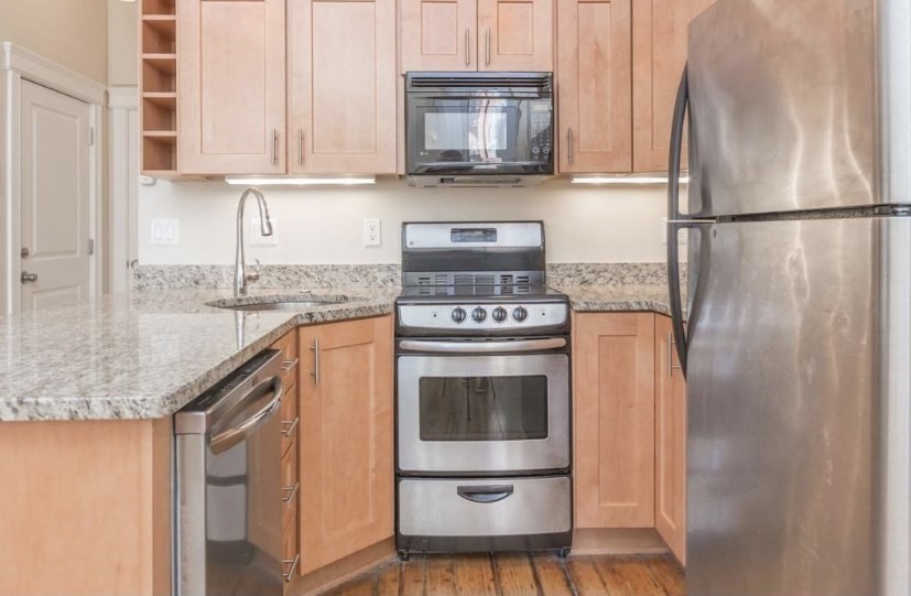 2 bed, 1 bath apartment for rent at 263 Newbury Unit 2, Back Bay — photo 2 of 8