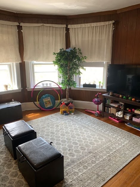 1 bed, 1 bath apartment for rent at 264 Aspinwall Ave Unit 4, Riverway Island