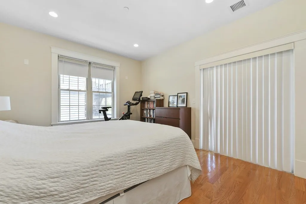 2 bed, 2 bath apartment for rent at 264 Athens St Unit 5, South Boston — photo 10 of 18