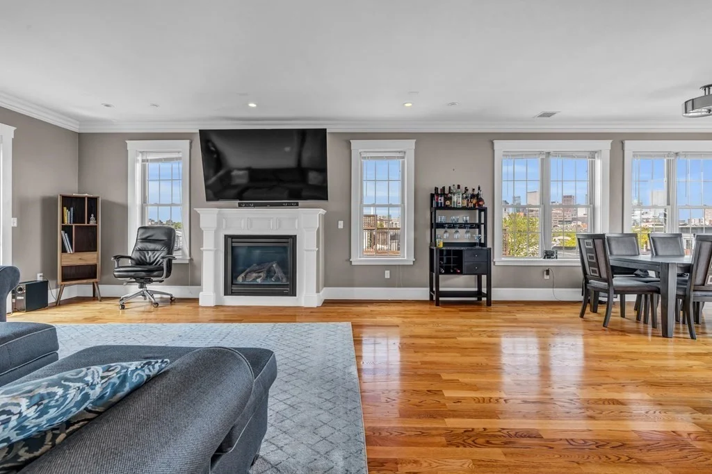 3 bed, 2 bath apartment for rent at 264 Athens St Unit 7, South Boston — photo 11 of 29