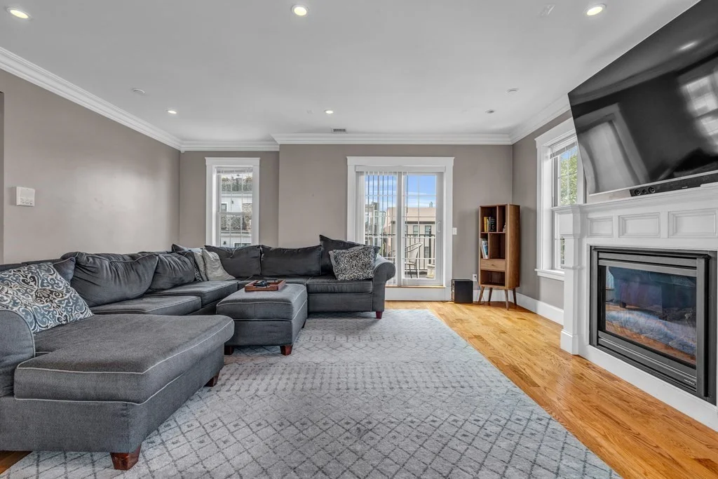 3 bed, 2 bath apartment for rent at 264 Athens St Unit 7, South Boston — photo 9 of 29