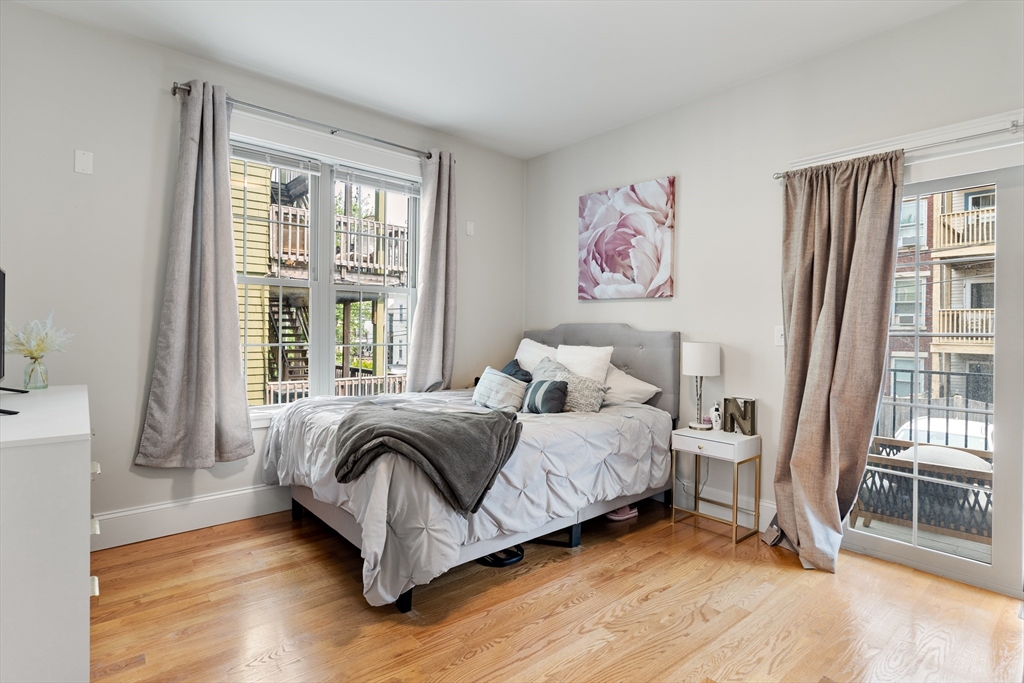 3 bed, 3 bath apartment for rent at 264 Athens Unit 2, South Boston — photo 12 of 23