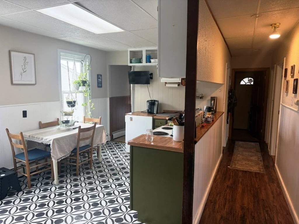 3 bed, 1 bath apartment for rent at 264 Belmont St Unit 2, Worcester — photo 6 of 21
