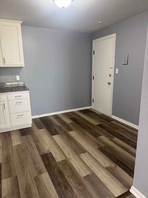 2 bed, 1 bath apartment for rent at 264 E Haverhill Unit 9, Lawrence — photo 2 of 7