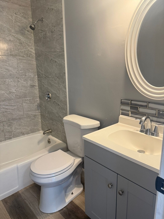 2 bed, 1 bath apartment for rent at 264 E Haverhill Unit 9, Lawrence — photo 3 of 7