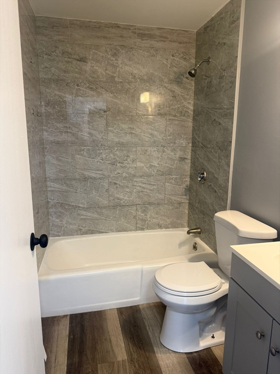 2 bed, 1 bath apartment for rent at 264 E Haverhill Unit 9, Lawrence — photo 4 of 7