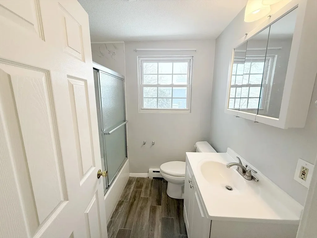 3 bed, 1 bath apartment for rent at 264 Greene St Unit 264, North Andover — photo 13 of 18