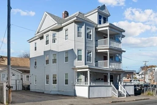 4 bed, 1 bath apartment for rent at 264 Jackson St Unit 2, Lawrence — photo 1 of 15