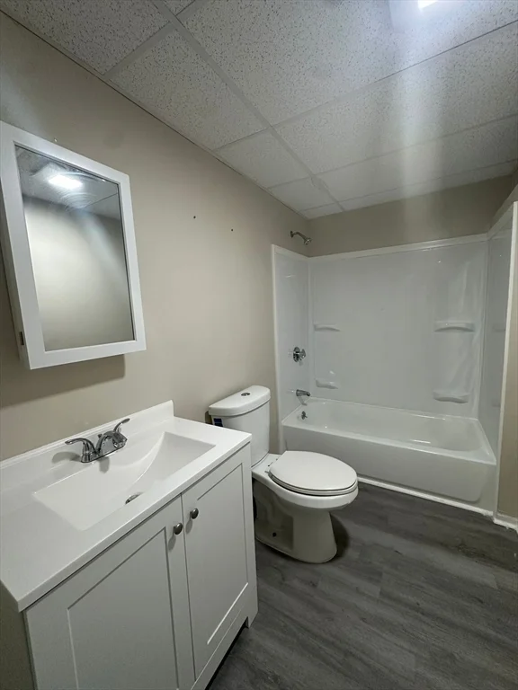 4 bed, 1 bath apartment for rent at 264 Jackson St Unit 2, Lawrence — photo 5 of 15