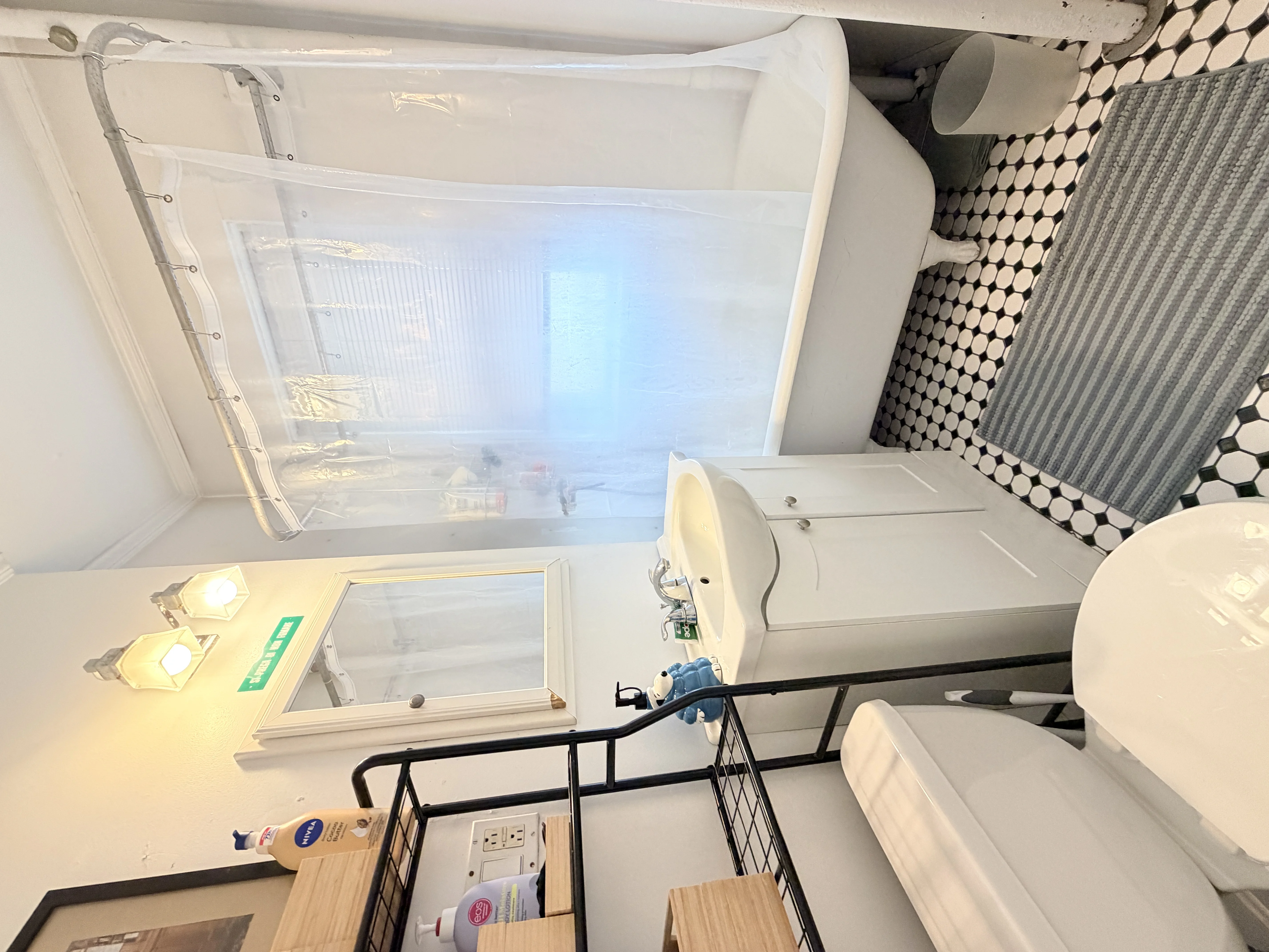 2 bed, 1 bath apartment for rent at 264 Kelton St Unit 11, Allston — photo 6 of 8