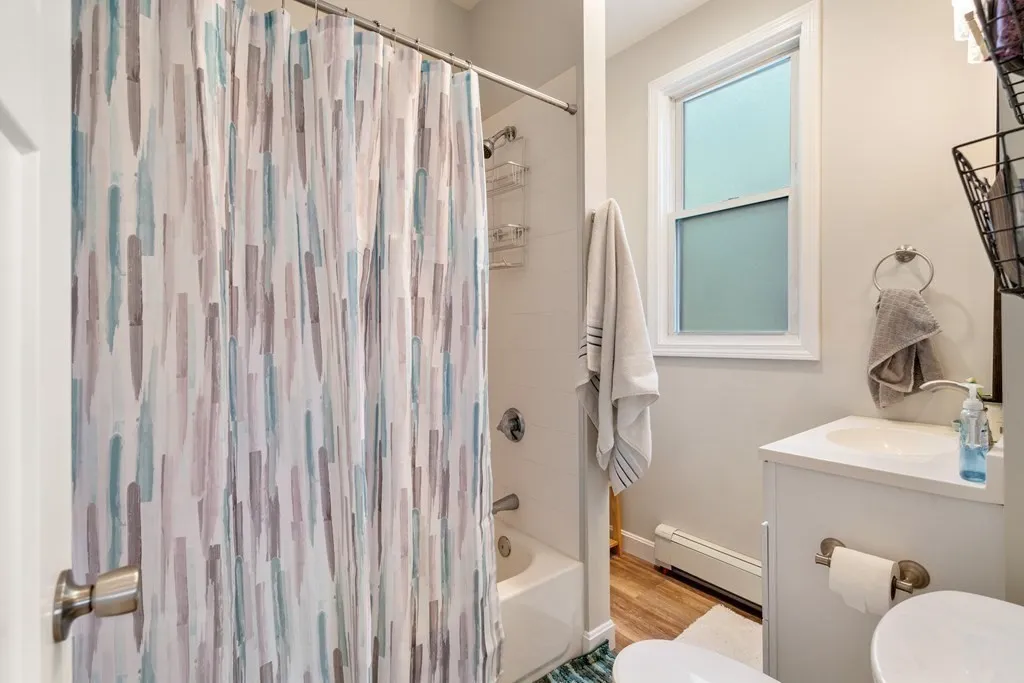 2 bed, 1 bath apartment for rent at 264 Maverick St Unit 3, East Boston — photo 12 of 17