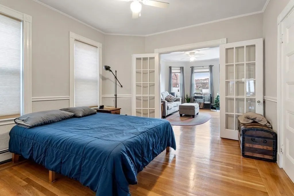 2 bed, 1 bath apartment for rent at 264 Maverick St Unit 3, East Boston — photo 9 of 17