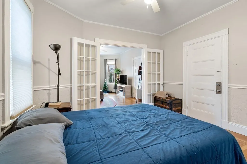 2 bed, 1 bath apartment for rent at 264 Maverick St Unit 3, East Boston — photo 11 of 17