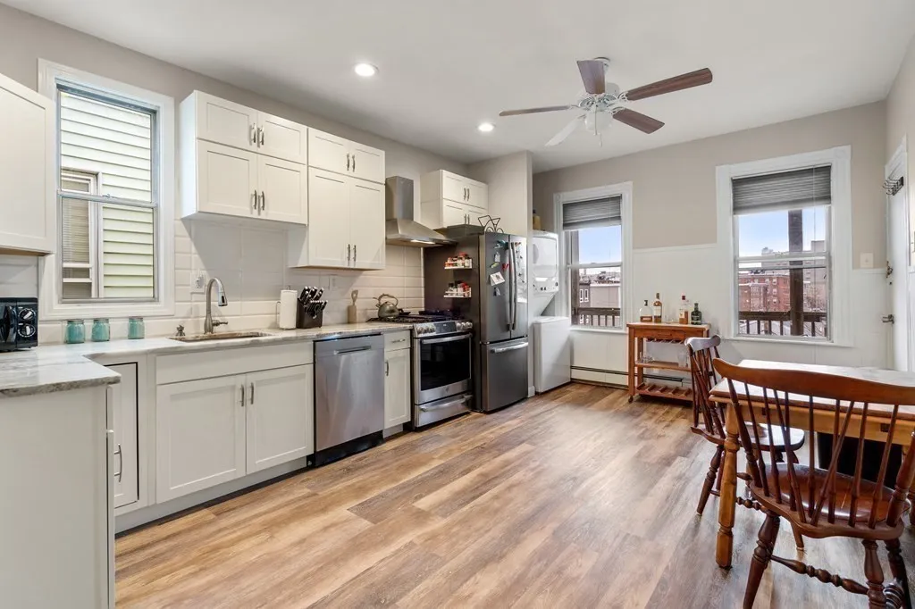 2 bed, 1 bath apartment for rent at 264 Maverick St Unit 3, East Boston — photo 4 of 17