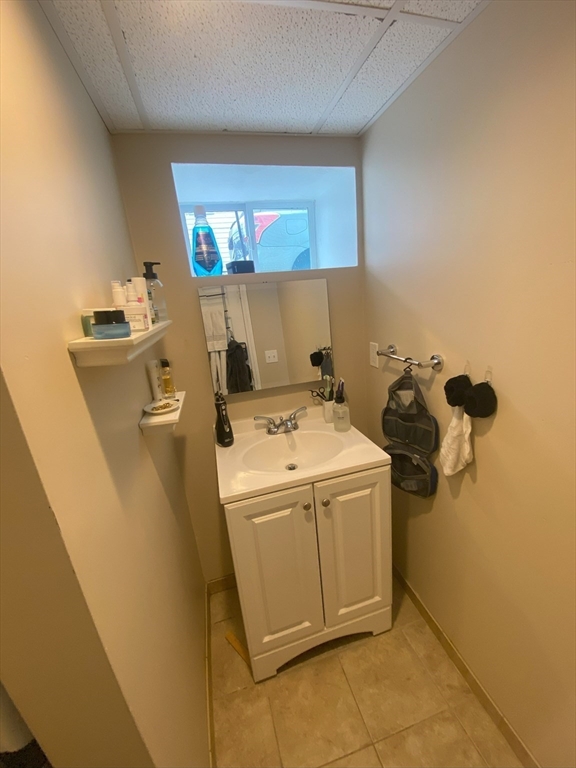 2 bed, 2 bath apartment for rent at 264 Newton St Unit 1, Waltham — photo 25 of 26