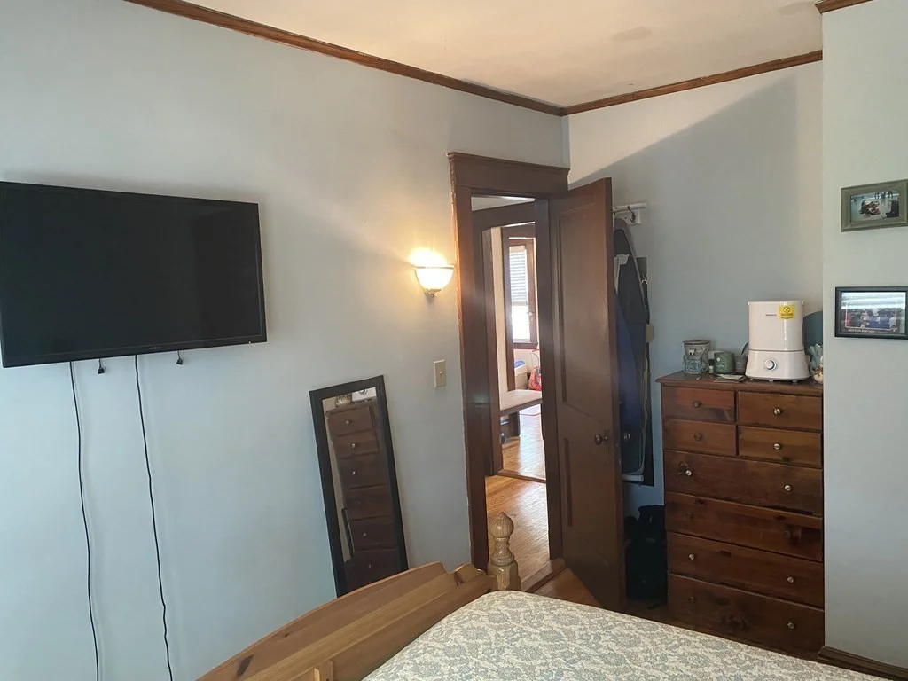 2 bed, 1 bath apartment for rent at 264 Robbins St Unit B, South Side — photo 5 of 12
