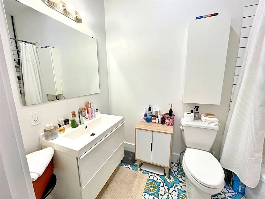 2 bed, 1 bath apartment for rent at 264 Sumner St Unit 1, East Boston — photo 12 of 16