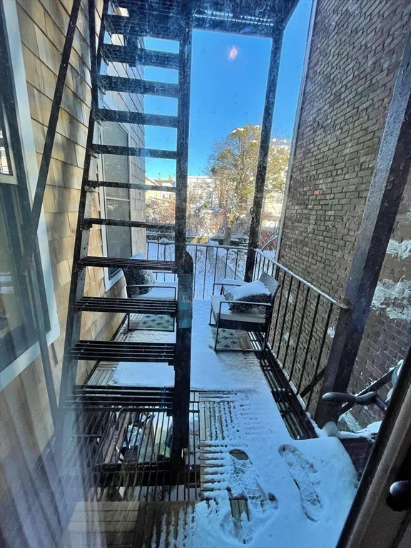 2 bed, 1 bath apartment for rent at 264 Sumner St Unit 1, East Boston — photo 16 of 16