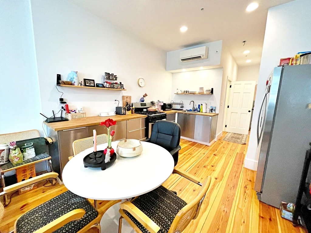 2 bed, 1 bath apartment for rent at 264 Sumner St Unit 1, East Boston — photo 4 of 16