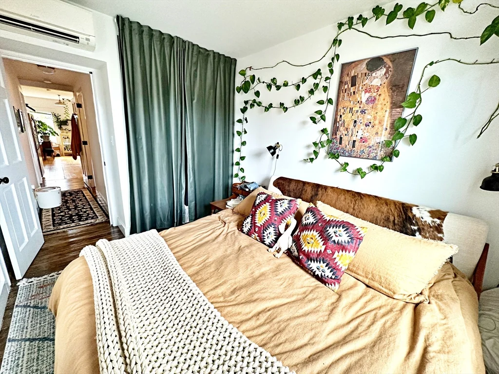 2 bed, 1 bath apartment for rent at 264 Sumner St Unit 3, East Boston — photo 10 of 13