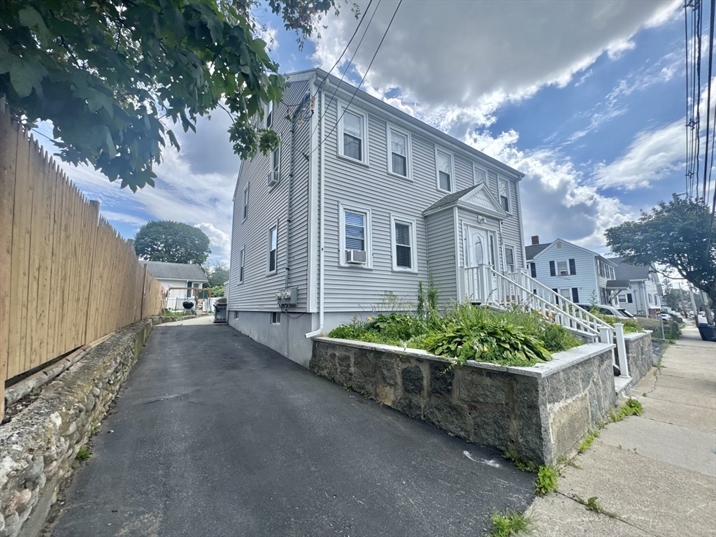 3 bed, 1 bath apartment for rent at 264 Washington St Unit 1, Peabody — photo 2 of 19