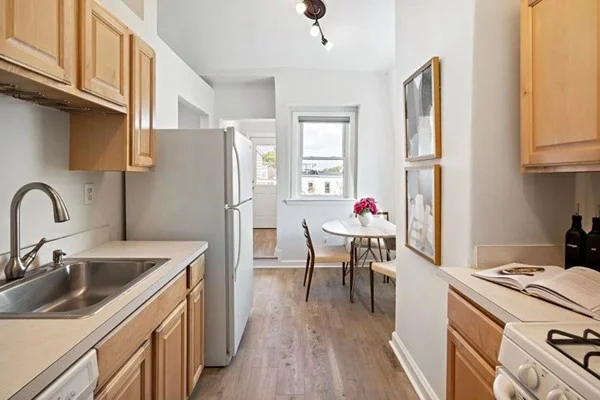 2 bed, 1 bath apartment for rent at 264 Webster Unit 3, East Boston — photo 5 of 23