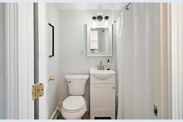2 bed, 1 bath apartment for rent at 264 Webster Unit 3, East Boston — photo 16 of 23