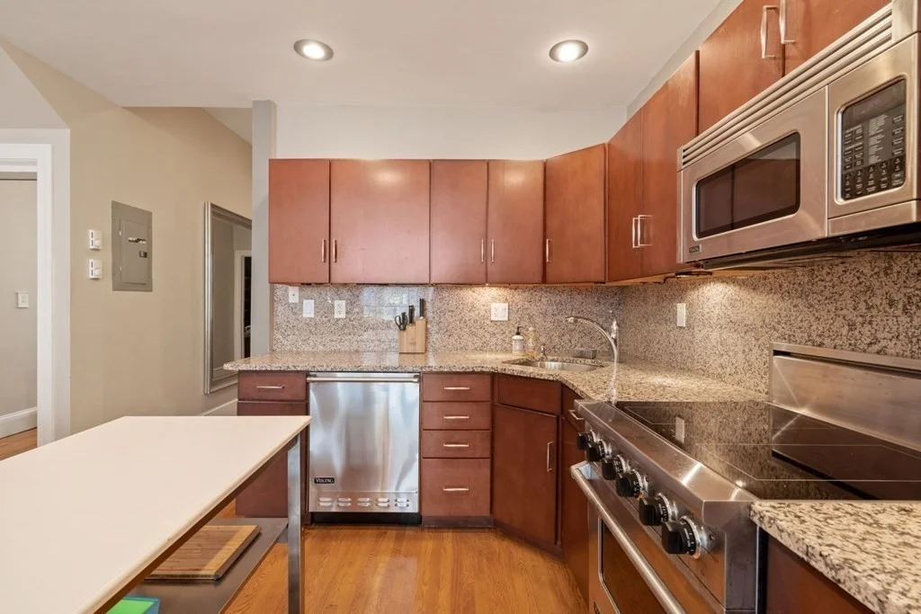 1 bed, 1 bath apartment for rent at 265 Beacon St Unit 1, Back Bay — photo 5 of 14