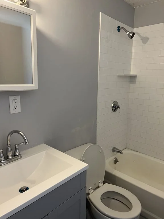 1 bed, 1 bath apartment for rent at 265 Dorchester Unit 4, South Boston — photo 3 of 7
