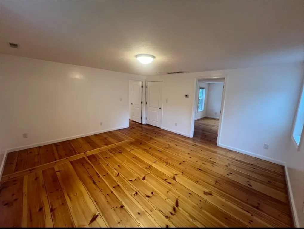 2 bed, 2 bath apartment for rent at 265 Dunstable Rd Unit 1, Tyngsborough — photo 2 of 6