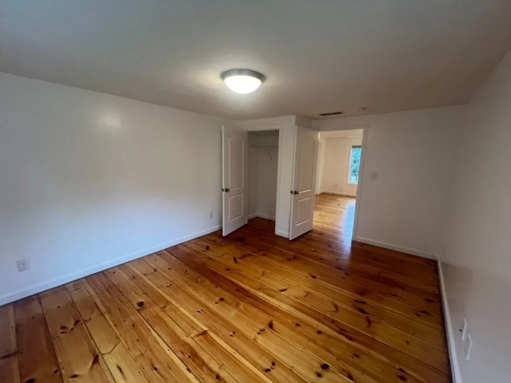 2 bed, 2 bath apartment for rent at 265 Dunstable Rd Unit 1, Tyngsborough — photo 4 of 6