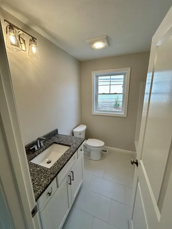 2 bed, 1 bath apartment for rent at 265 Dunstable Rd Unit C, Tyngsborough — photo 11 of 17