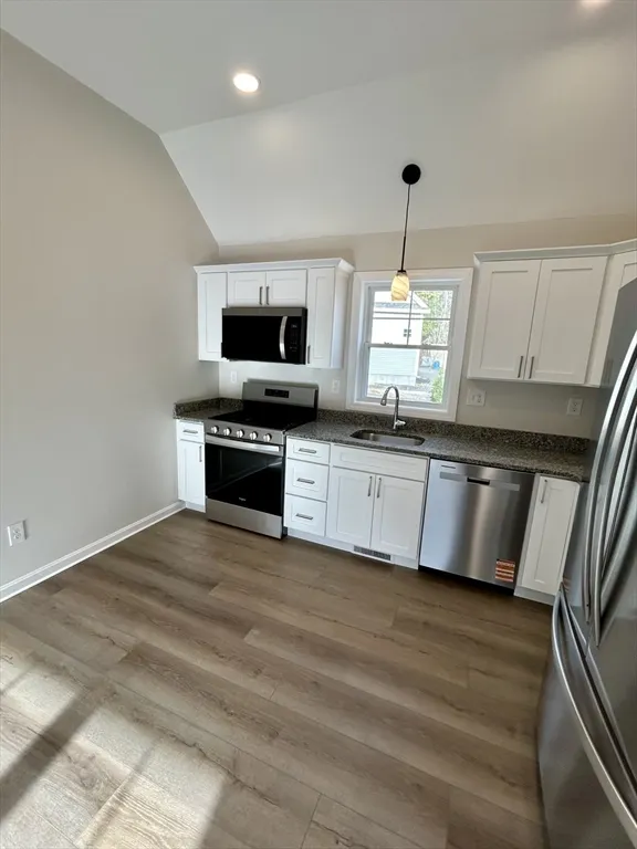2 bed, 1 bath apartment for rent at 265 Dunstable Rd Unit C, Tyngsborough — photo 8 of 17