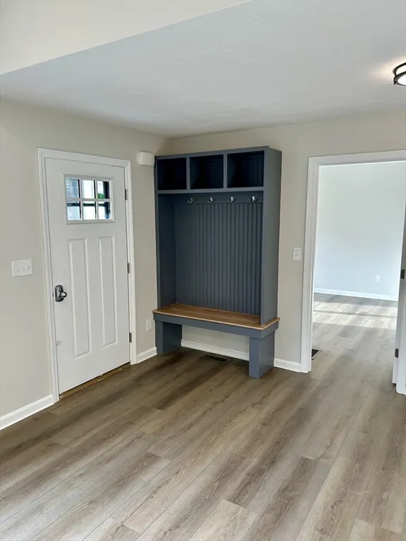 2 bed, 1 bath apartment for rent at 265 Dunstable Rd Unit C, Tyngsborough — photo 2 of 17