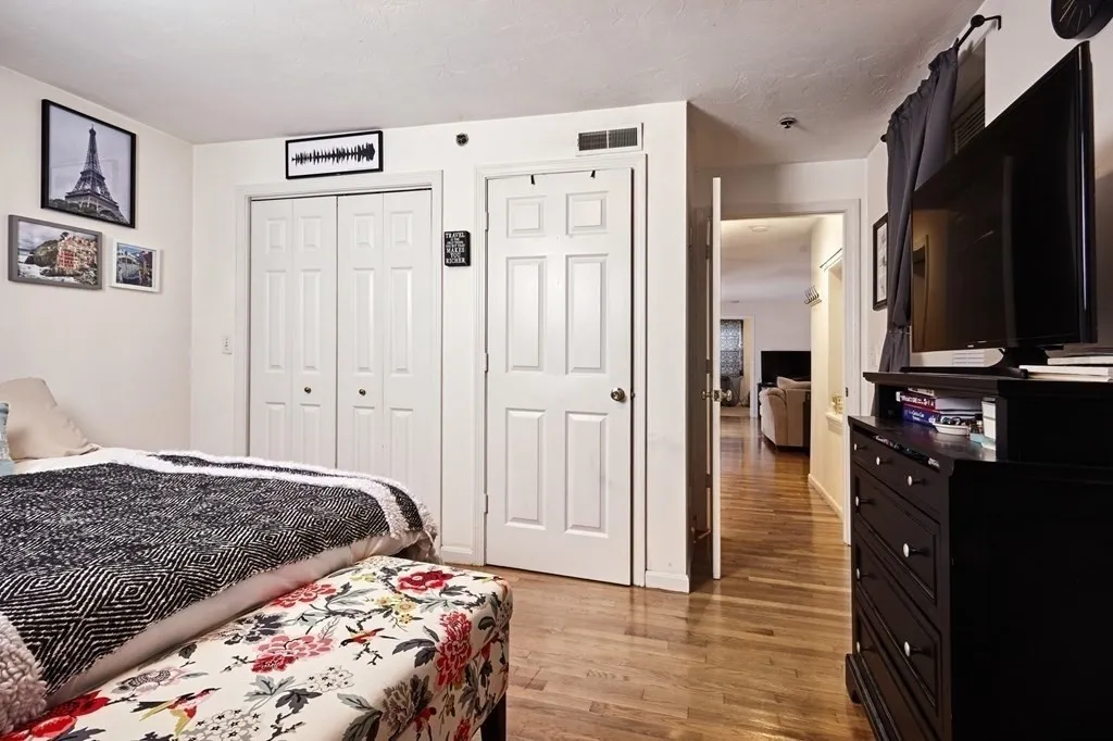2 bed, 2 bath apartment for rent at 265 Emerson St Unit 1, South Boston — photo 10 of 11