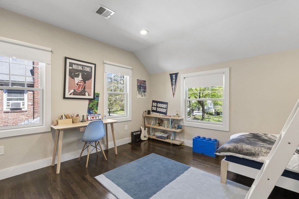 5 bed, 4+ bath apartment for rent at 265 Jackson St, Newton — photo 21 of 38