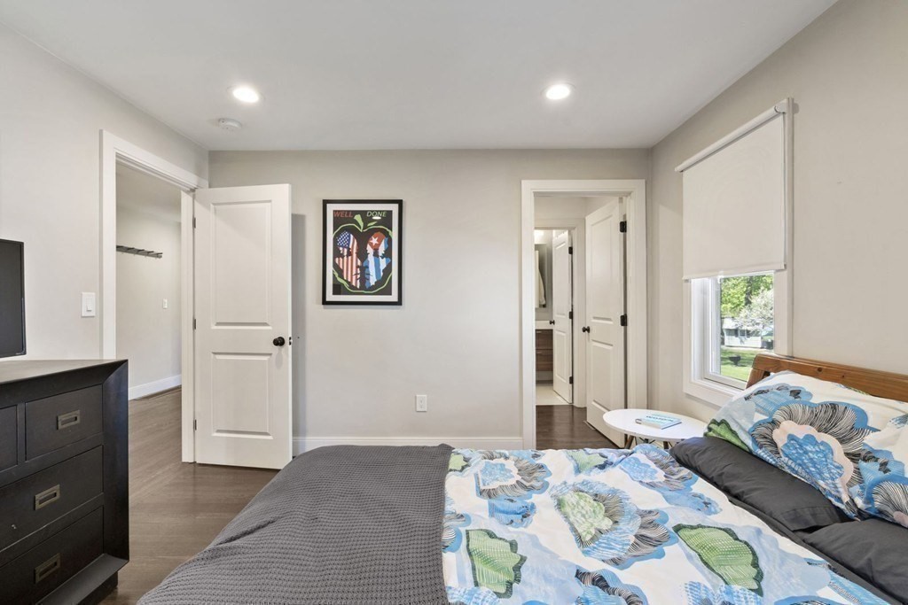5 bed, 4+ bath apartment for rent at 265 Jackson St, Newton — photo 13 of 38